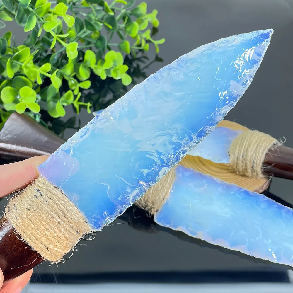 Fjörkniv - Handcrafted White Opalite Knife