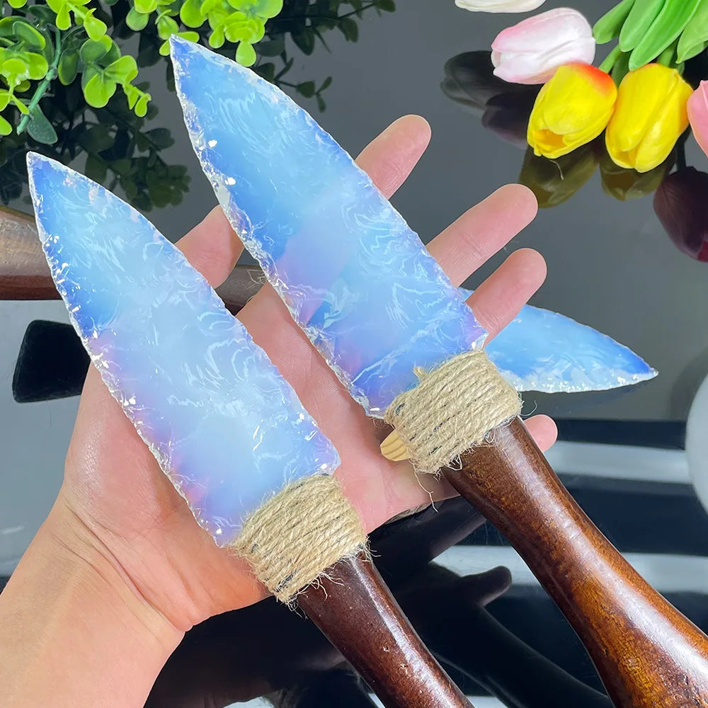 Fjörkniv - Handcrafted White Opalite Knife