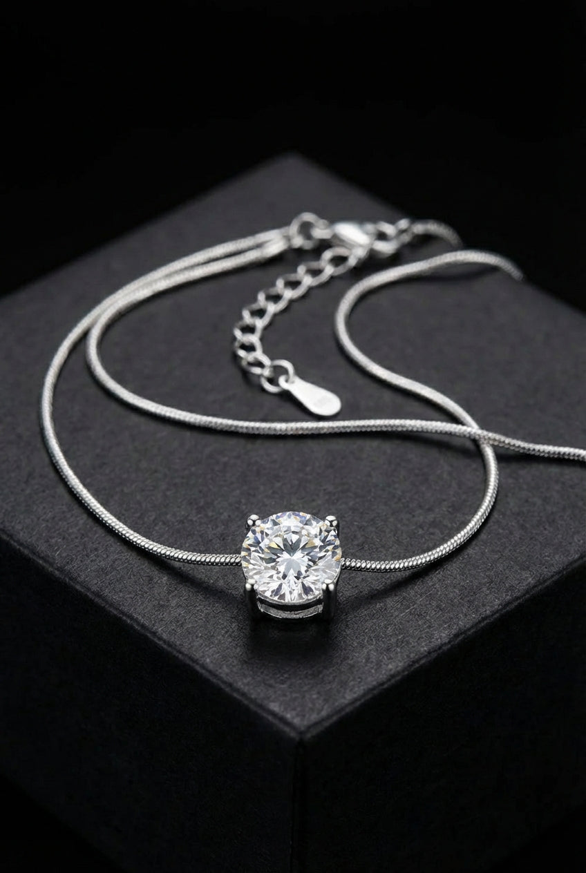 Brísingamen’s Heart - Moissanite Solitaire Necklace - Viking Trinkets