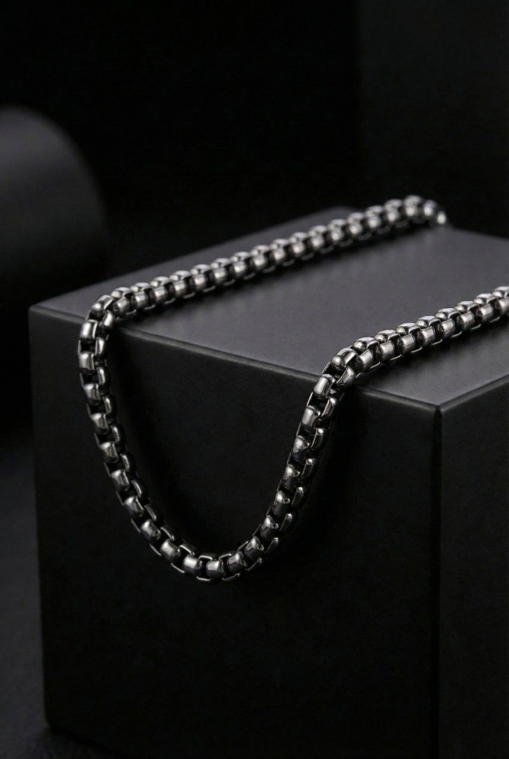 Thor's Binds - Stainless Steel Chain Style Necklace - Viking Trinkets