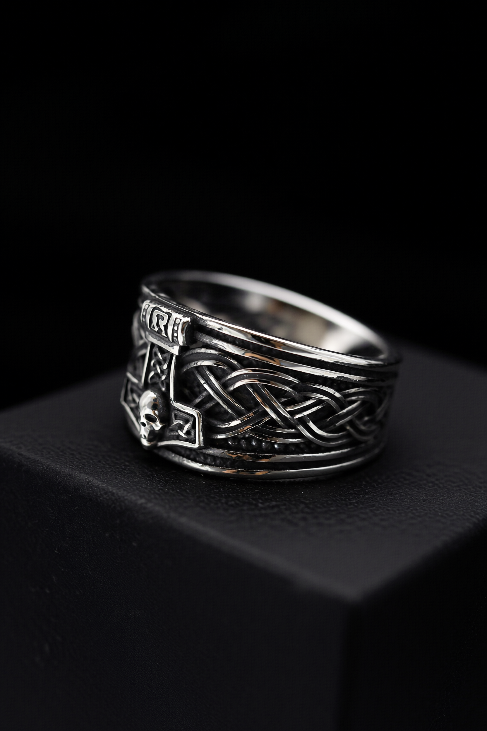 Asgardian Allegiance - Titanium Mjolnir And Skull Ring - Viking Trinkets