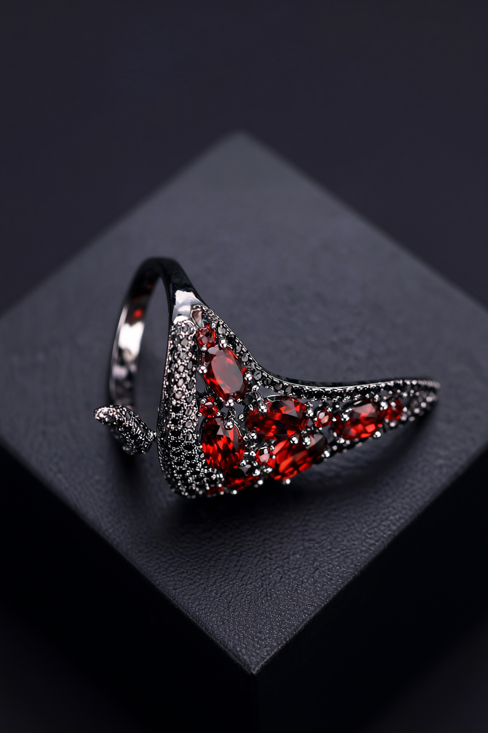 Beauty of Youth - Garnet Laid Ring and Earrings - Viking Trinkets