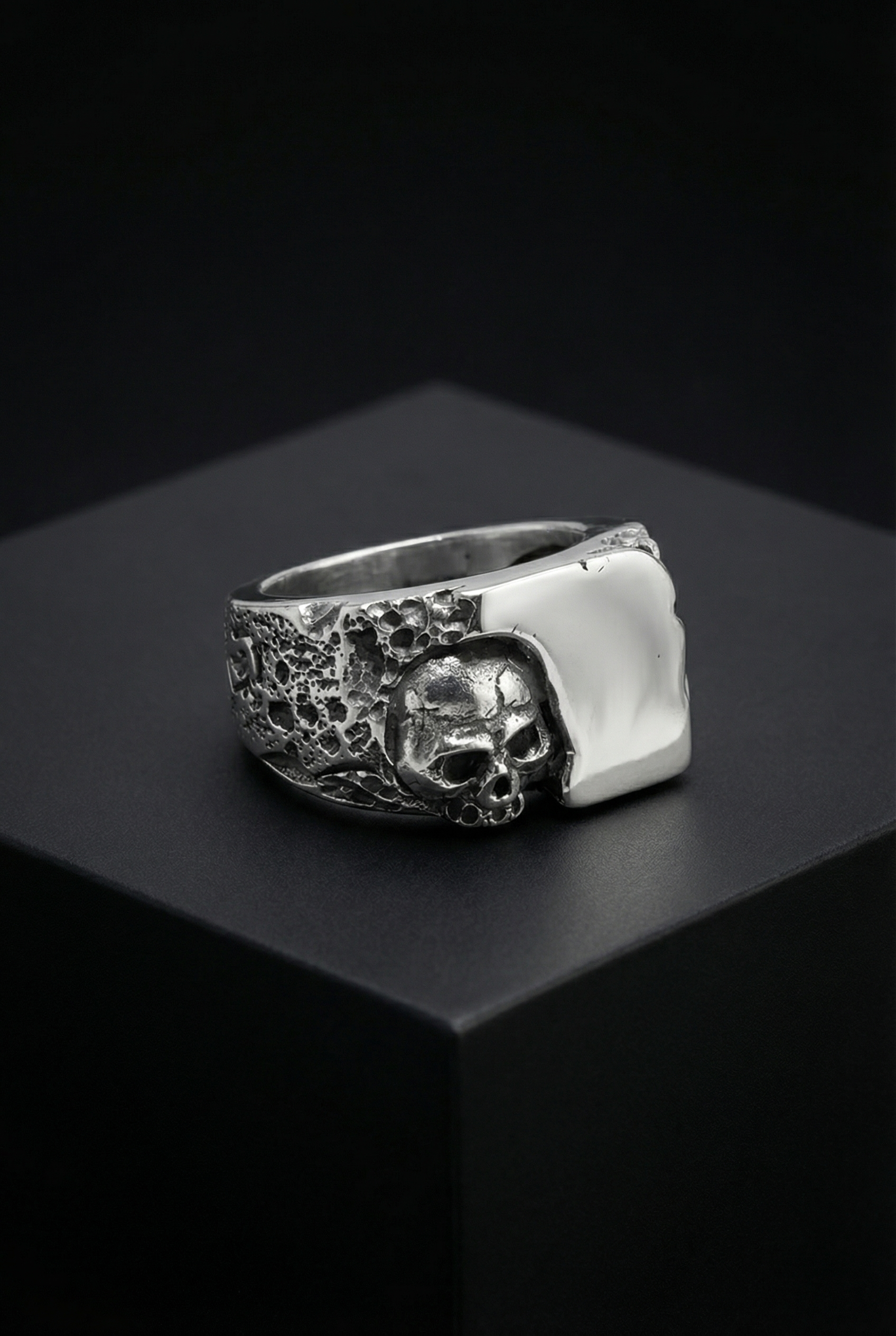 Loki's Reckoning - 925 Sterling Silver Skull Ring - Viking Trinkets
