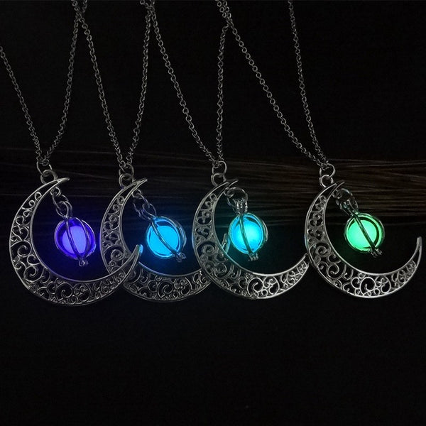 Mani's Nightlight - Luminous Moon Stone Necklace