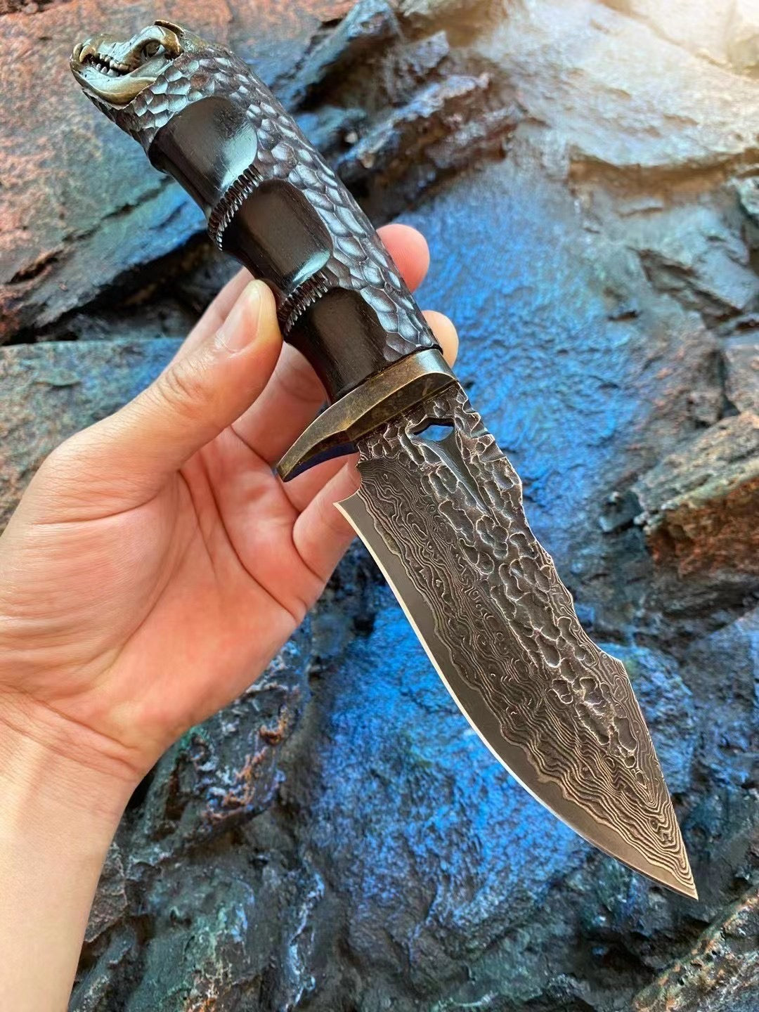 Freyr's Secondary - Damascus Steel Heat Treated Hunting Knife