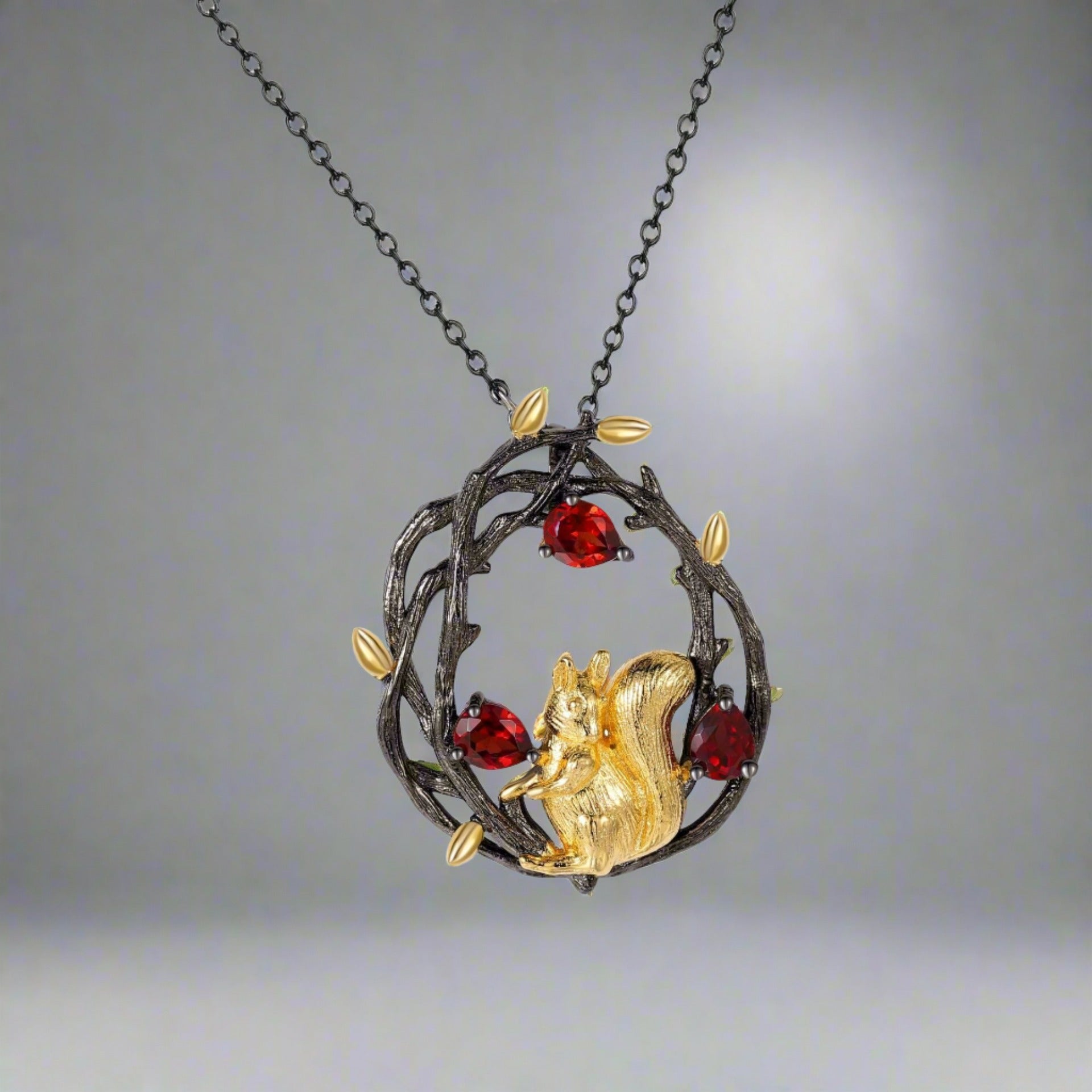 The Messenger Ratatoskr - Natural Garnet Necklace