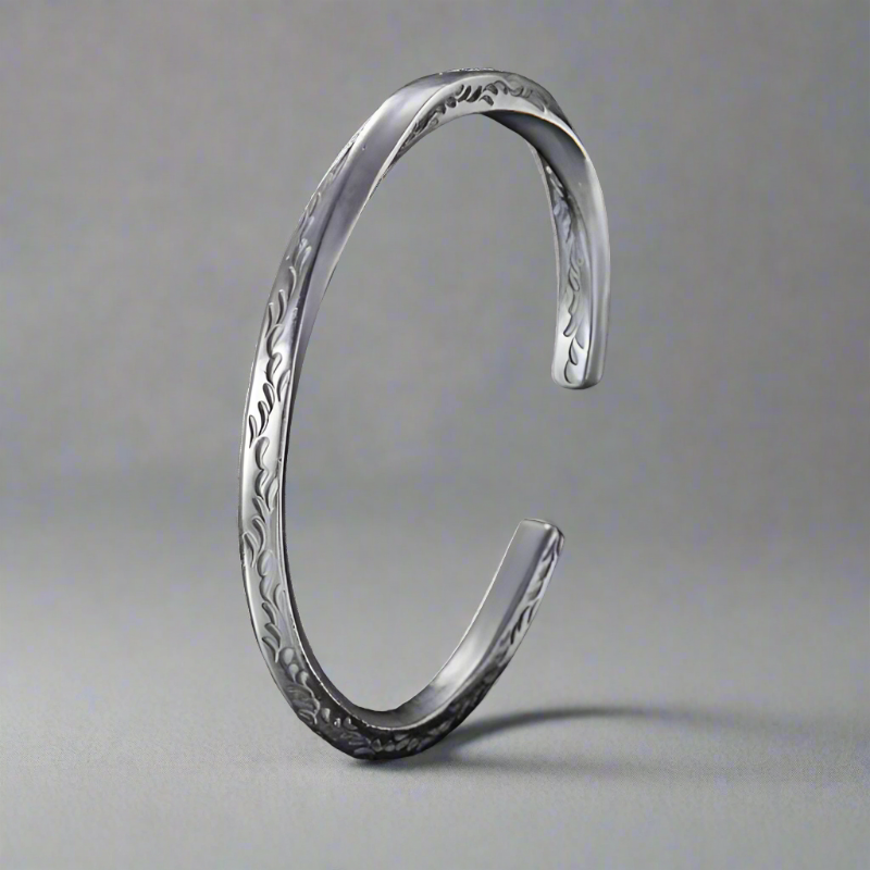 The Rulers - 999 Silver Couples Bangle