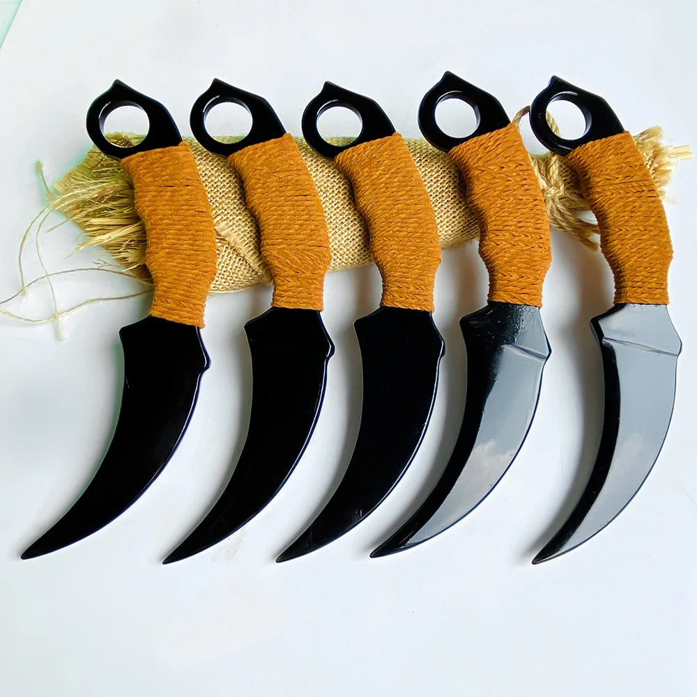 Skæva - Handcrafted Natural Obsidian Curved Knife