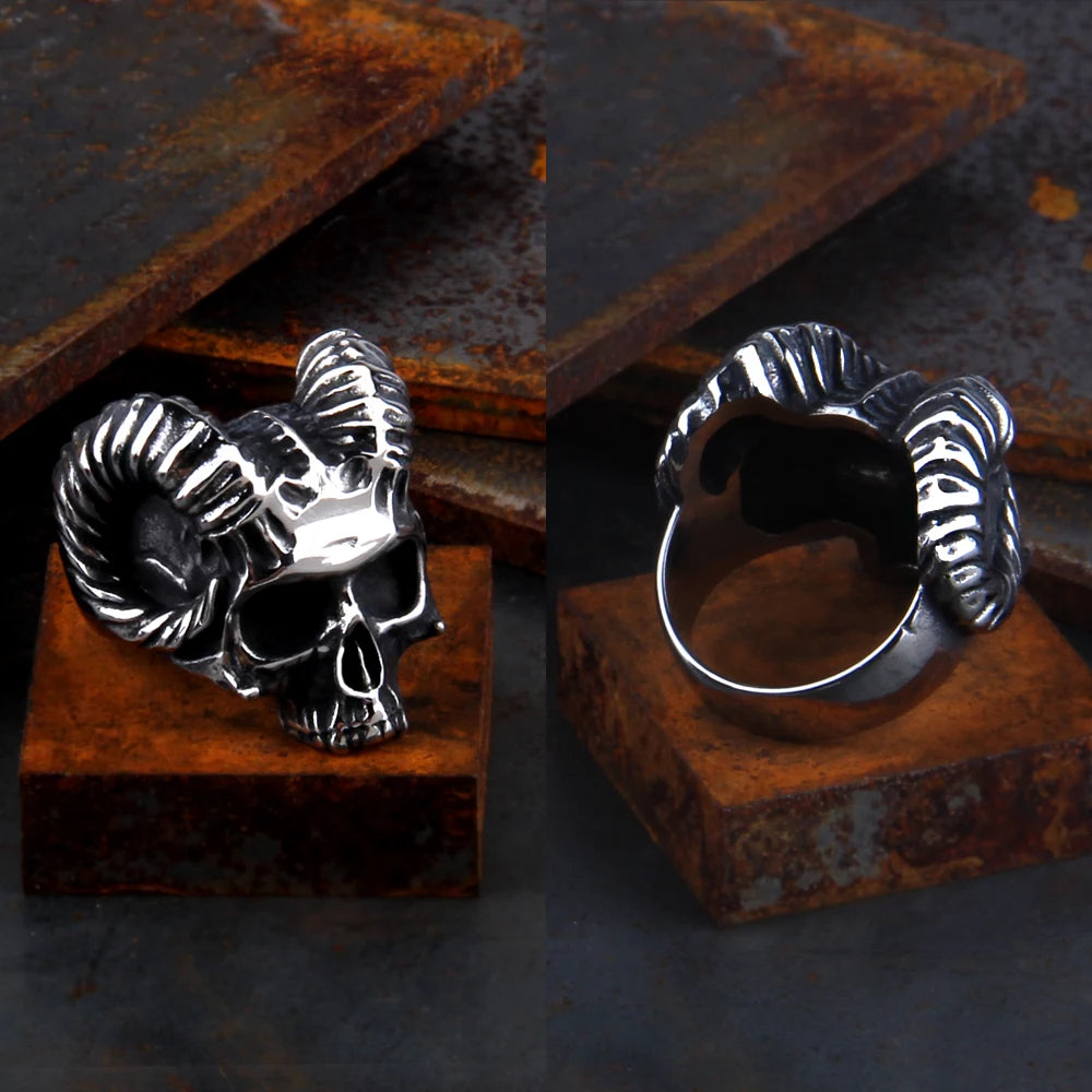 Heads of the Slain – Stainless Steel Viking Skull Ring