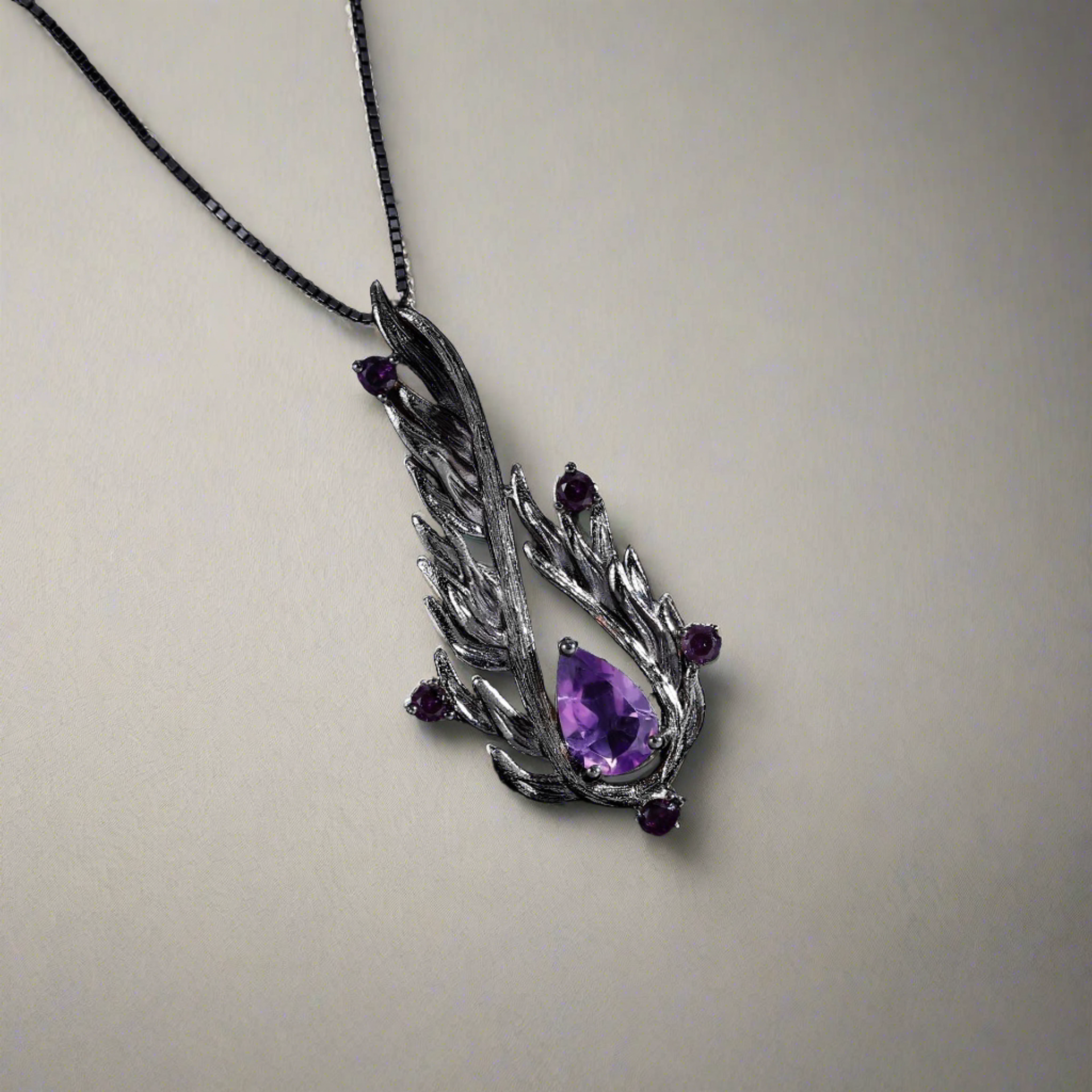 Flames Of Hel - 925 Sterling Silver Necklace inlaid with Natural Amethysts - Viking Trinkets