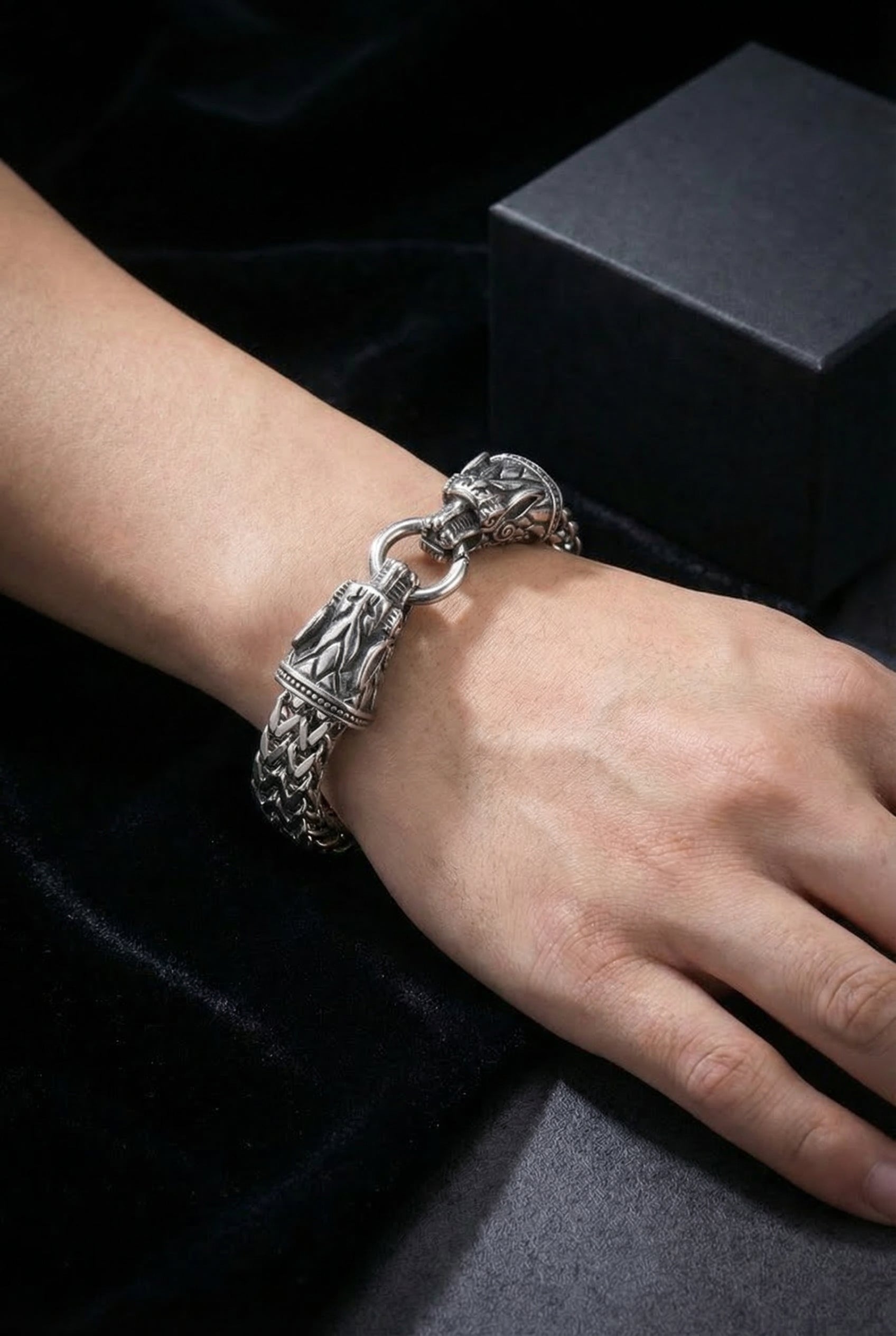 Nidhogg - The Malice Striker - Stainless Steel Dragon Bracelet - Viking Trinkets