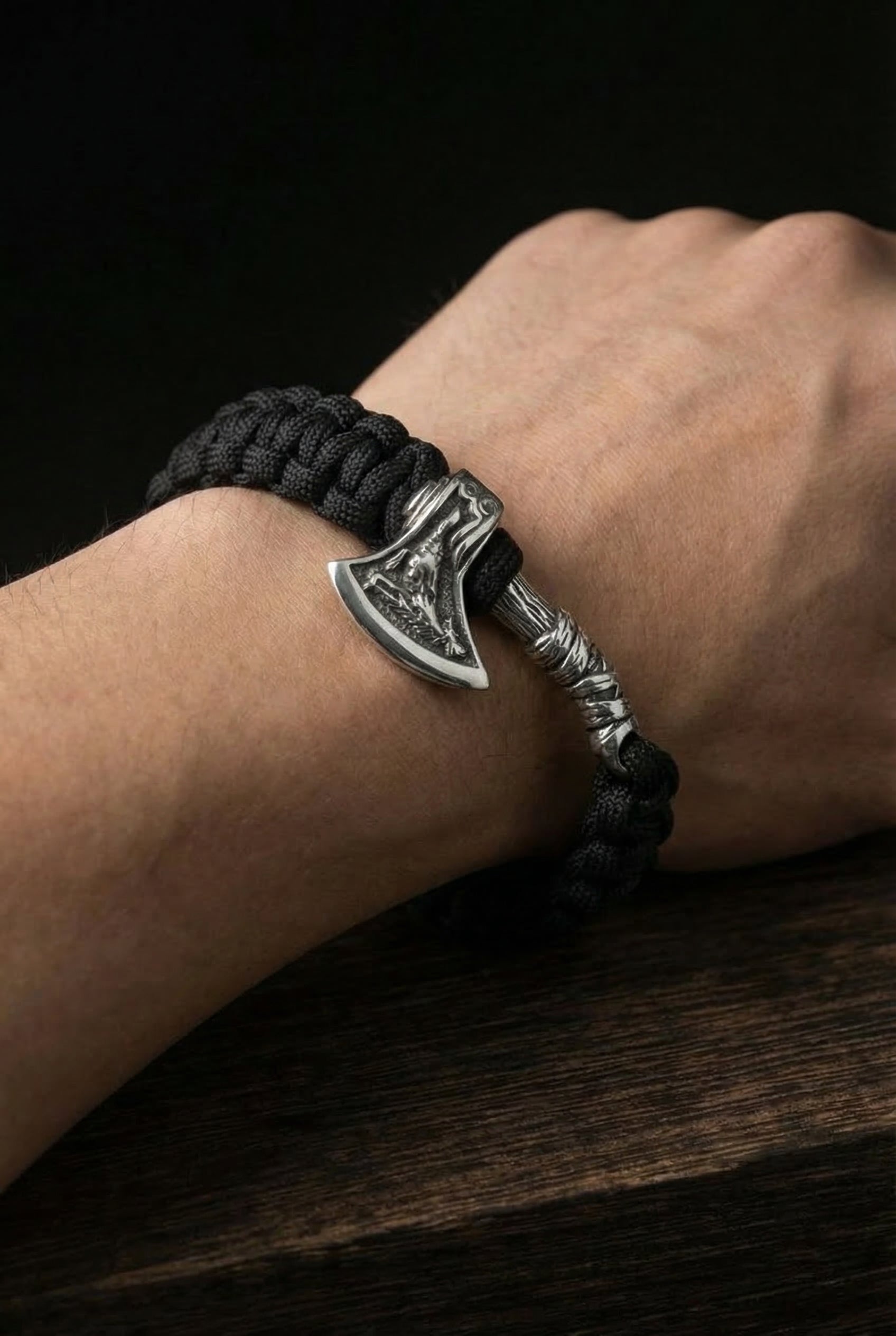 Jarnsaxa's Flesh Ripper - Stainless Steel Axe Paracord Bracelet - Viking Trinkets
