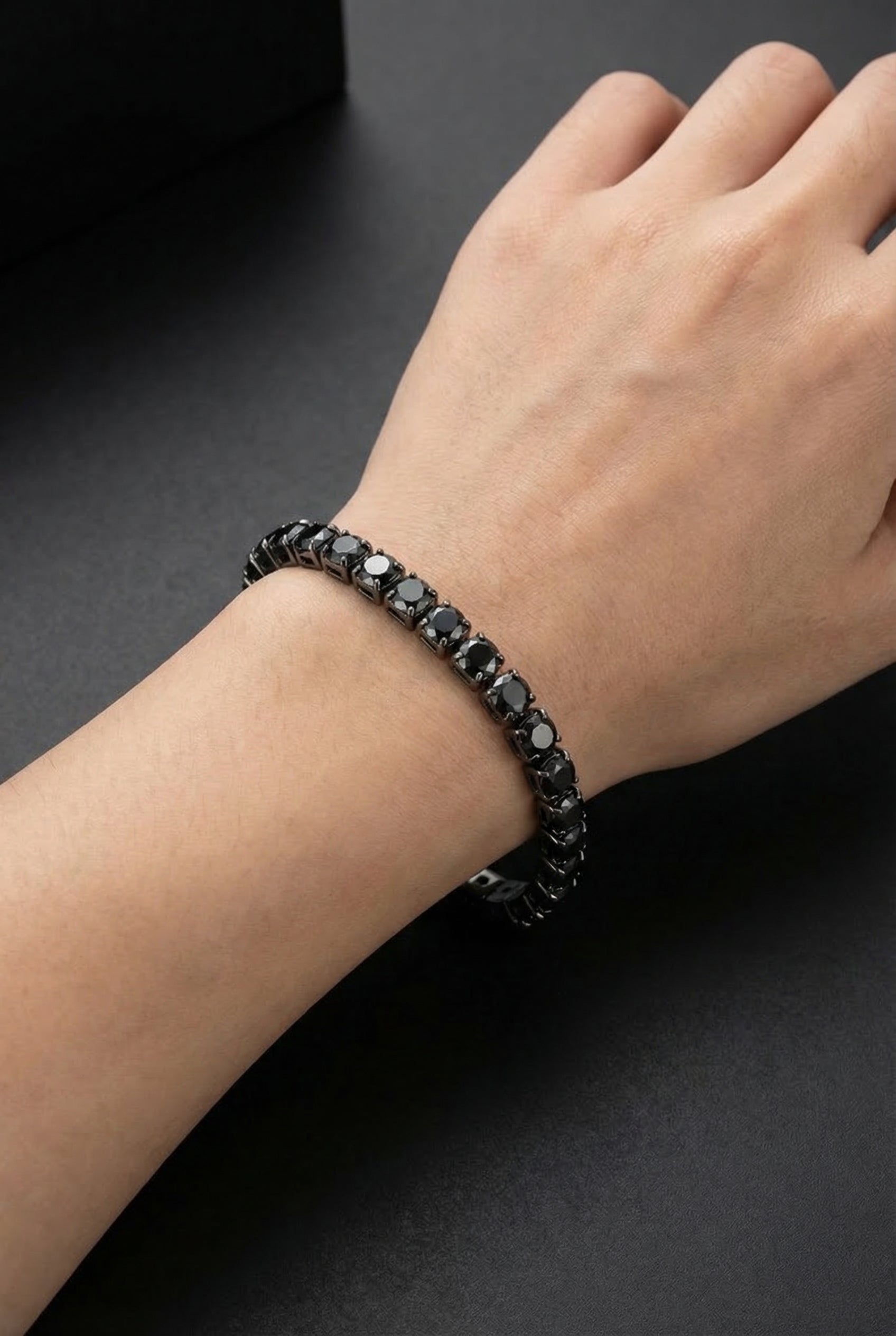 Soulshard Band - Black Inlaid Zircon Copper Bracelet - Viking Trinkets