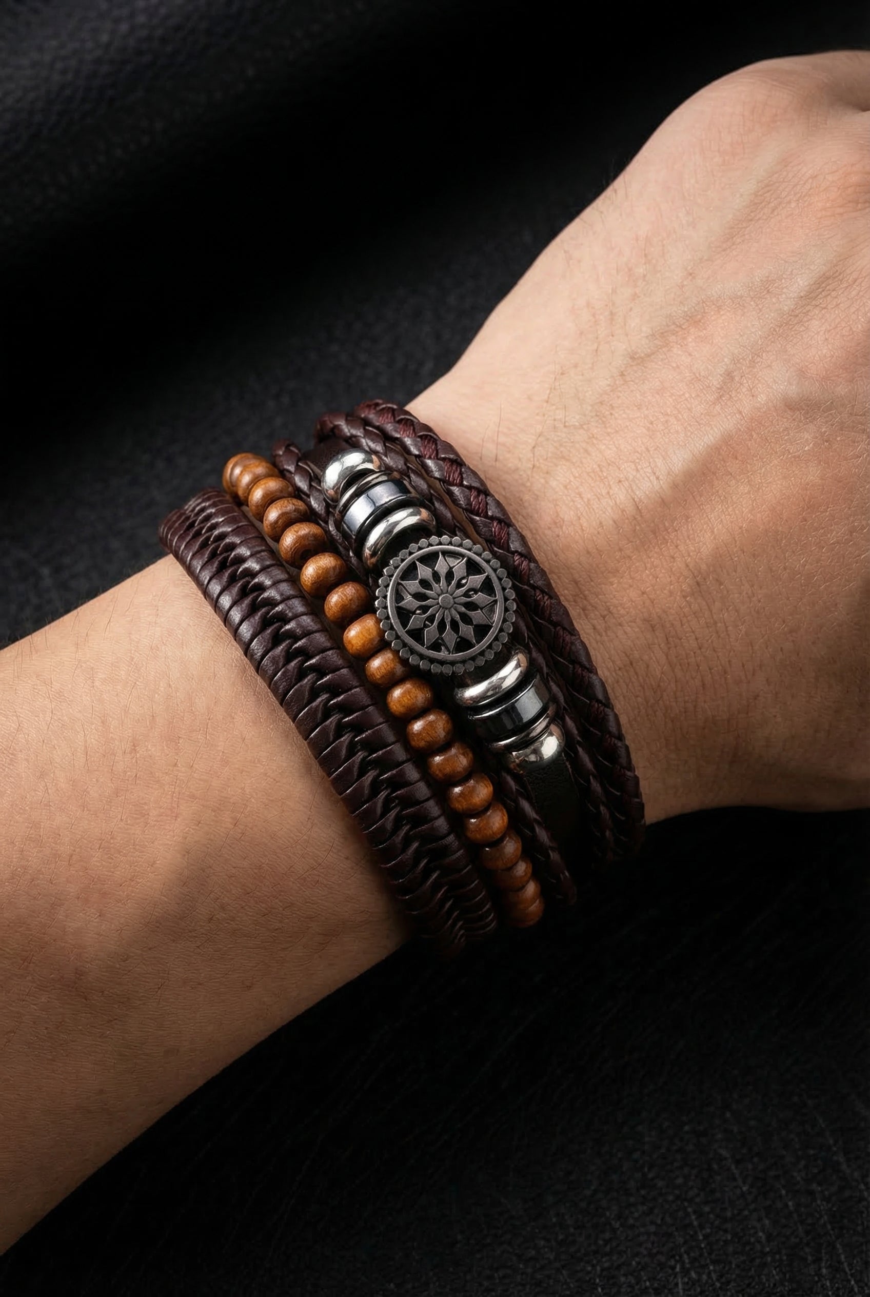 Sköll's Chase Leather Bracelet