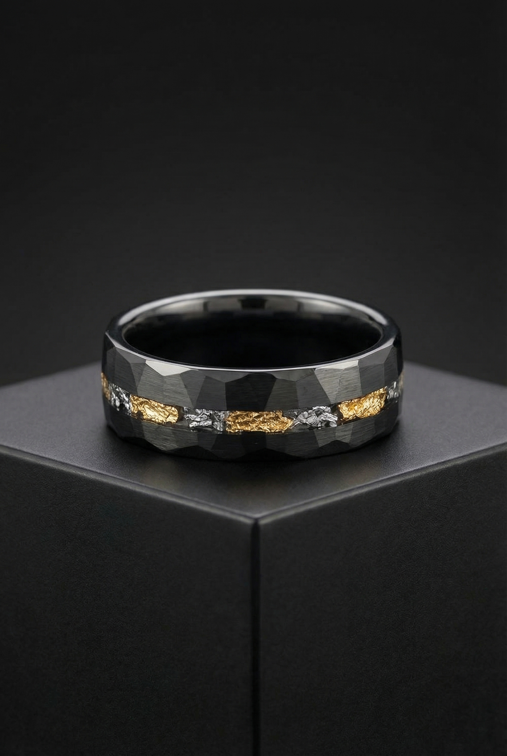 Soul Of Hel - Tungsten Gold Ring Inlaid With Gold Foil