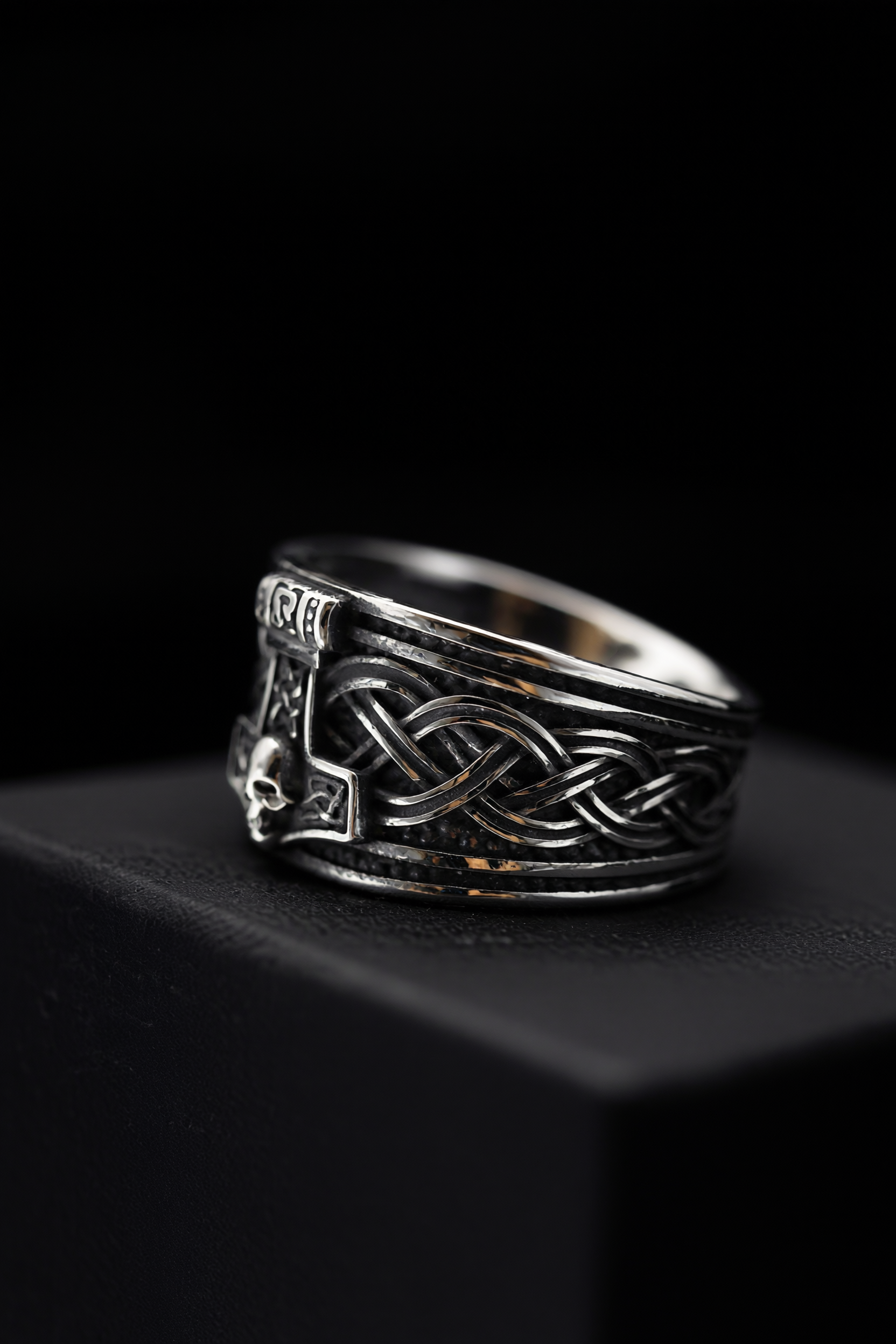 Asgardian Allegiance - Titanium Mjolnir And Skull Ring - Viking Trinkets
