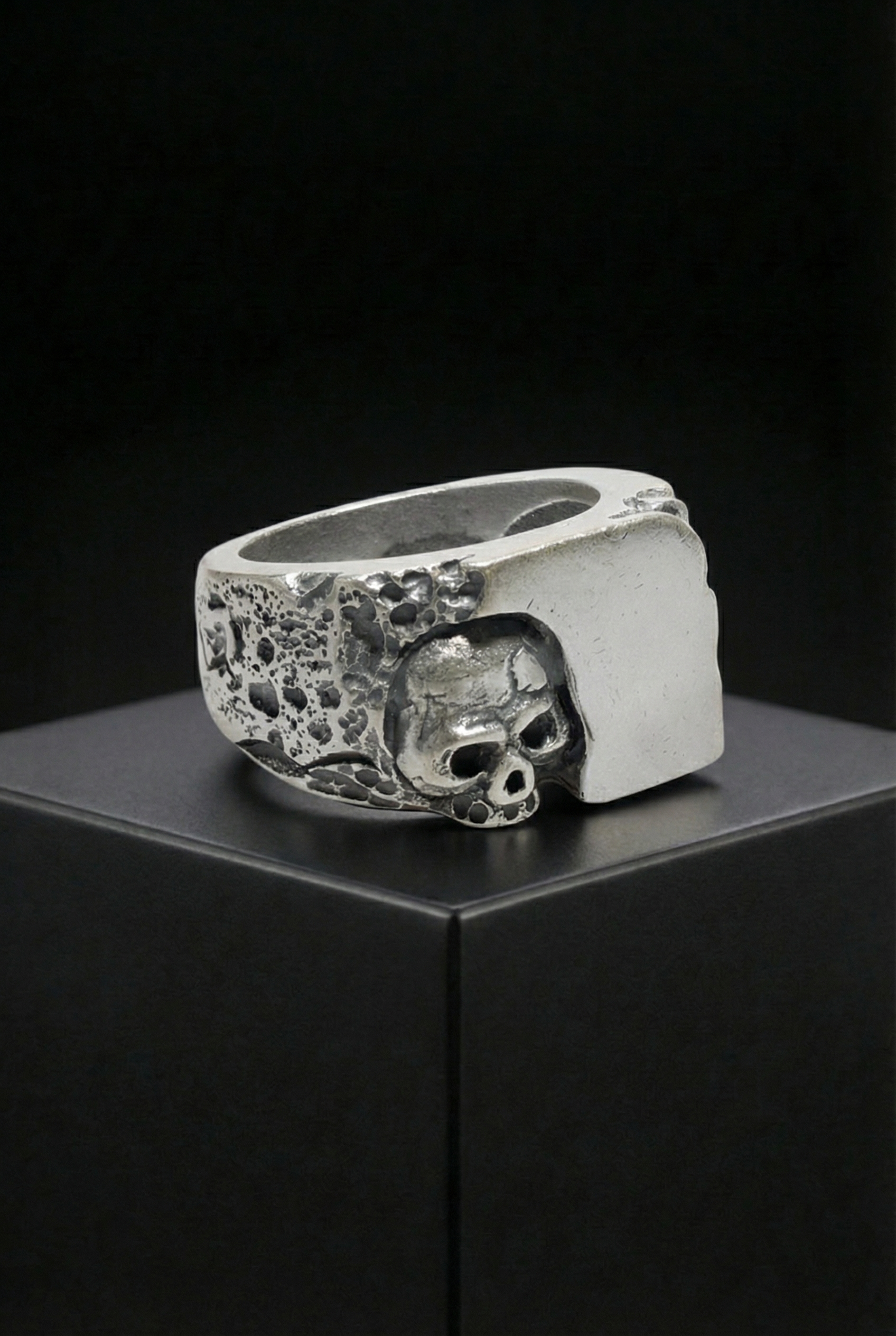 Loki's Reckoning - 925 Sterling Silver Skull Ring