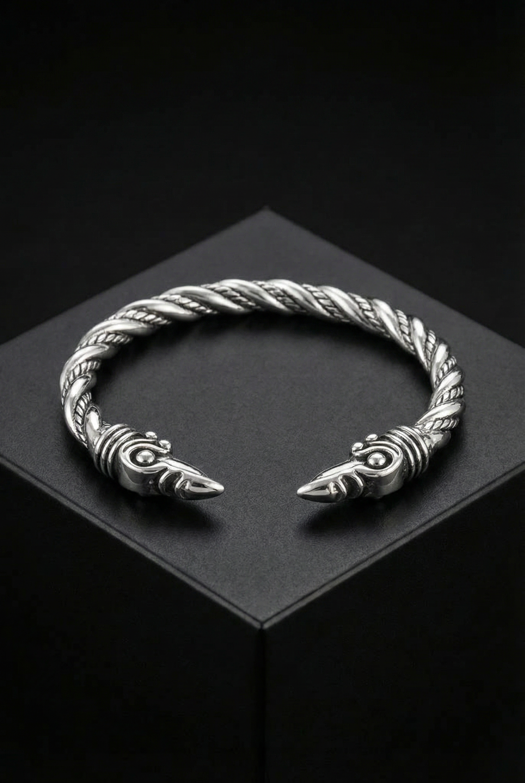 The Pledge - Muninn - Sterling Silver Allegiance Bracelet - Viking Trinkets